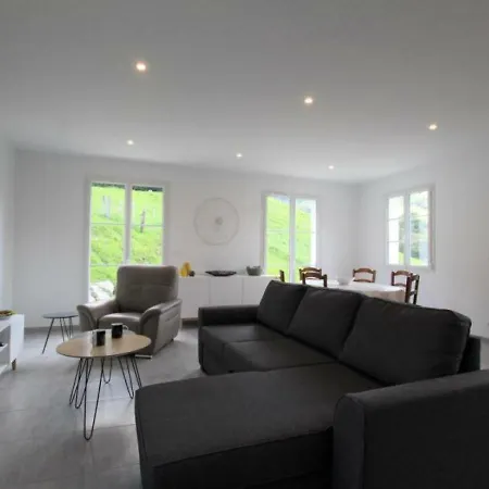Gite Espelette, 4 Pieces, 6 Personnes - Fr-1-384-669 *